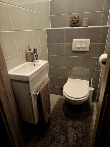 Kiadó téglalakás, albérlet, VIII. kerületben, Corvin sétányon