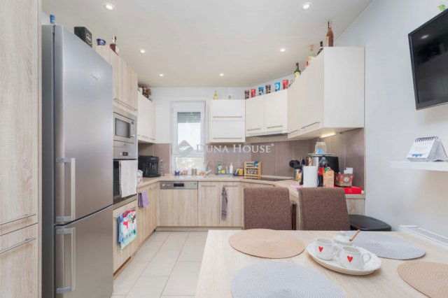 Eladó téglalakás, Mosonmagyaróváron 57.99 M Ft, 3 szobás