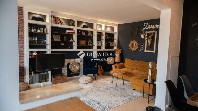 Eladó téglalakás, Budapesten, II. kerületben 102.9 M Ft