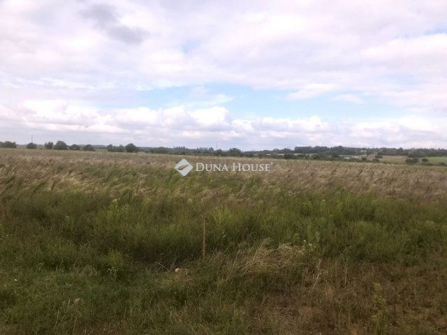 Eladó telek, Budapesten, XVI. kerületben, Bökényföldi úton