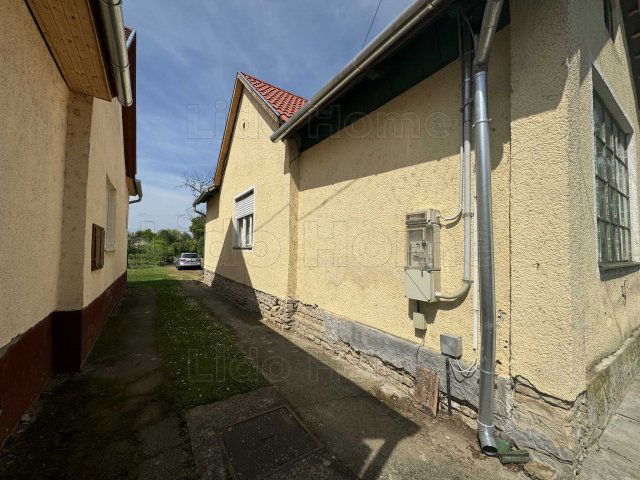 Eladó családi ház, Balatonberényben 39.9 M Ft, 3 szobás