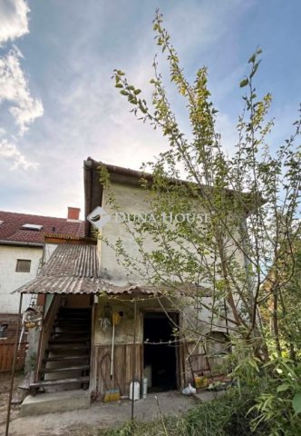 Eladó ikerház, Kaposváron, Virág utcában 24.5 M Ft, 2 szobás