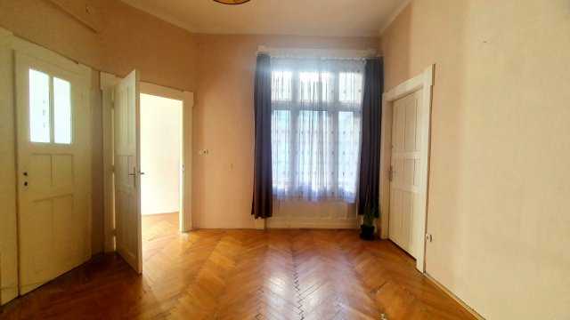 Eladó téglalakás, XIII. kerületben, Victor Hugo utcában