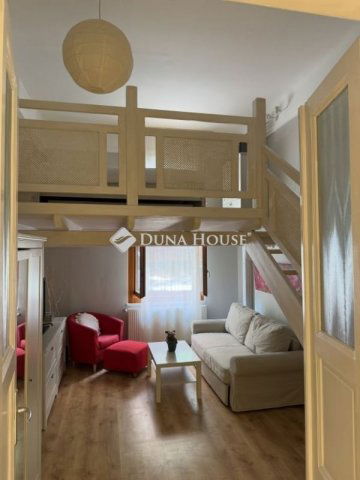 Eladó téglalakás, Budapesten, VII. kerületben 52.3 M Ft