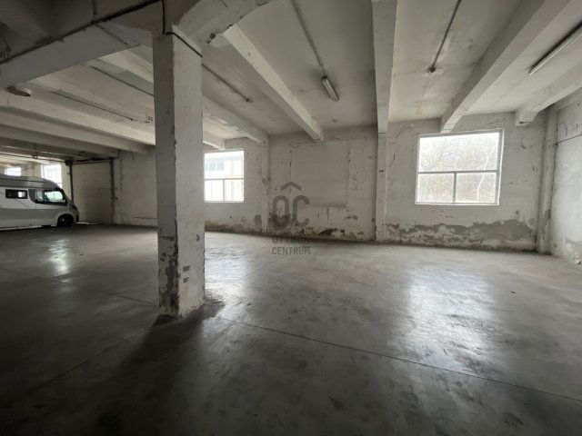 Eladó ipari ingatlan, Szigetszentmiklóson 49 M Ft