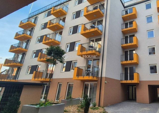 Eladó téglalakás, Budapesten, VIII. kerületben 46.737 M Ft