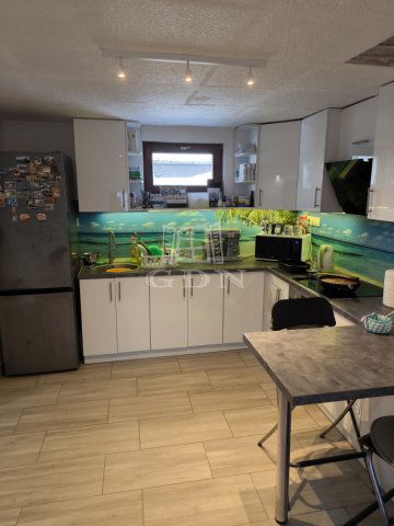 Eladó családi ház, Hévízgyörkön 64.9 M Ft, 3 szobás