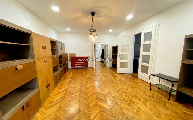 Eladó téglalakás, Budapesten, XIV. kerületben, Hungária körúton