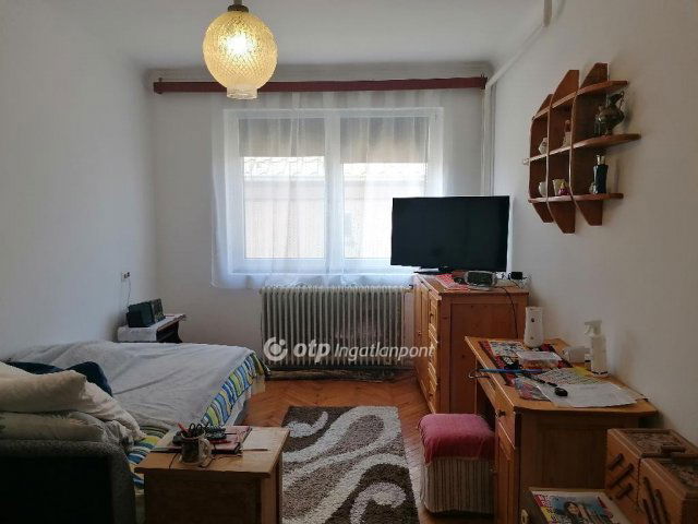 Eladó családi ház, Nagykállóban 44 M Ft, 4+1 szobás