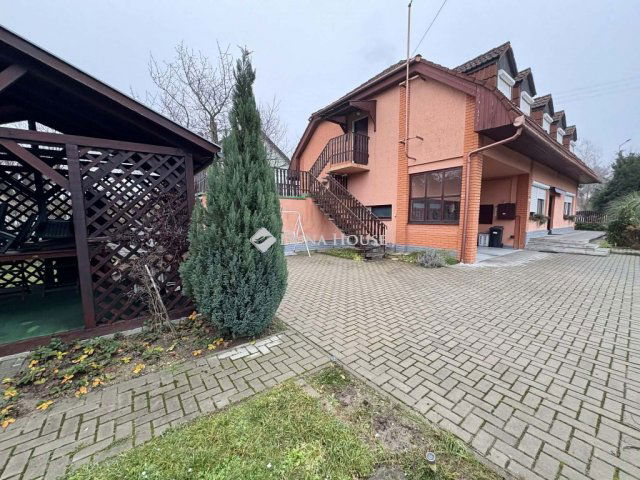 Eladó családi ház, Zalakaroson 89 M Ft, 6 szobás