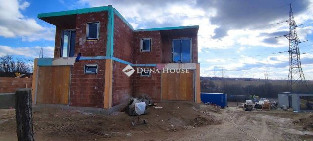 Eladó téglalakás, Mogyoródon 149 M Ft, 4 szobás