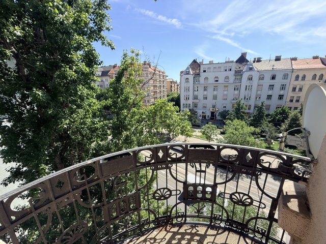 Eladó téglalakás, Budapesten, XI. kerületben, Bartók Béla úton