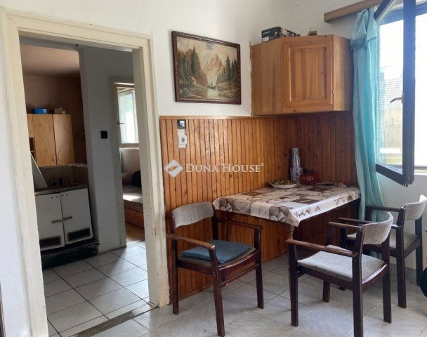 Eladó családi ház, Dömsödön 24.7 M Ft, 5 szobás