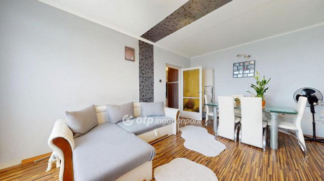 Eladó panellakás, Nyíregyházán 36.9 M Ft, 2 szobás