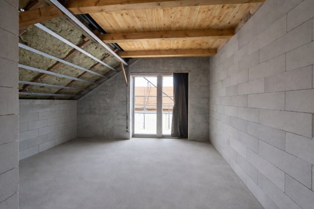 Eladó téglalakás, Adonyban 44.9 M Ft, 1+1 szobás