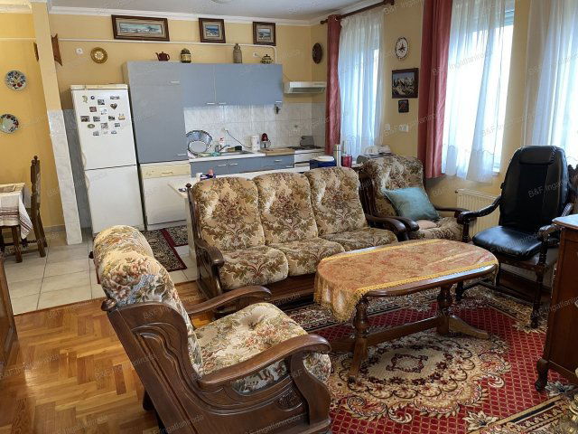 Eladó téglalakás, Hajdúszoboszlón 59.99 M Ft, 3 szobás