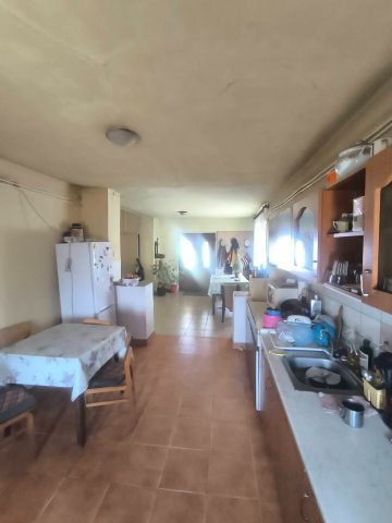 Eladó családi ház, Kisteleken 30.5 M Ft, 3 szobás