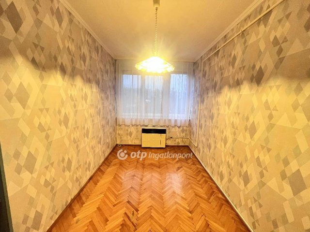 Kiadó téglalakás, albérlet, Egerben 140 E Ft / hó, 2 szobás