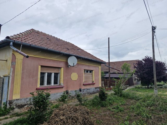 Eladó családi ház, Rákóczifalván 15.9 M Ft, 2 szobás