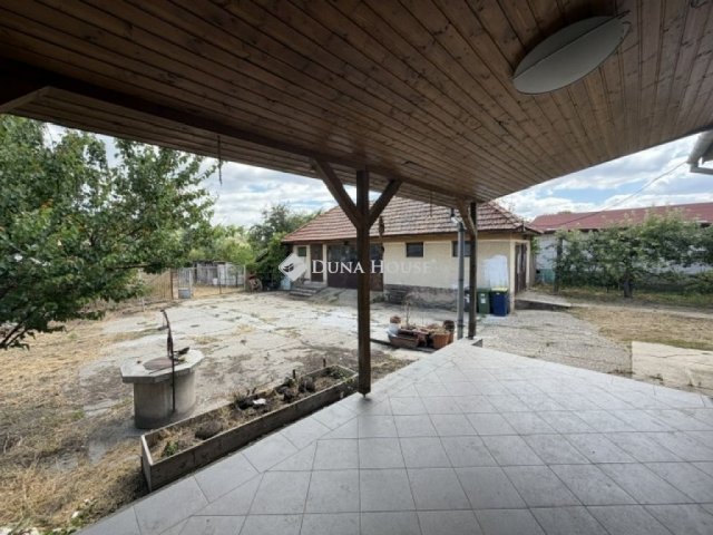 Eladó családi ház, Pilisen 74.9 M Ft, 3 szobás