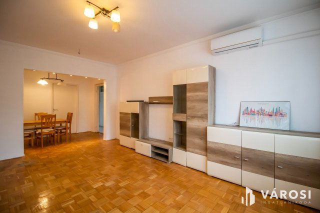 Eladó téglalakás, Székesfehérvárott 66.5 M Ft, 3 szobás