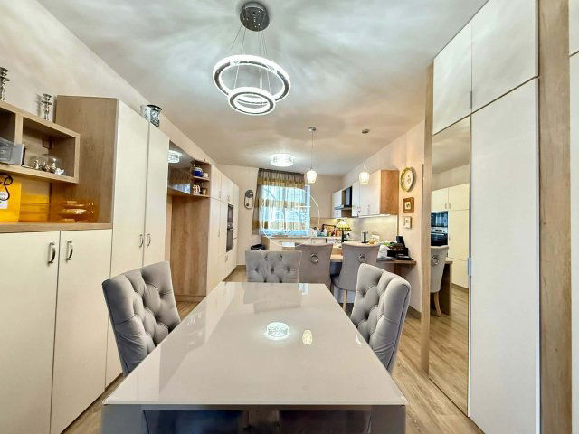 Eladó téglalakás, Szegeden, Osztrovszky utcában 88.9 M Ft