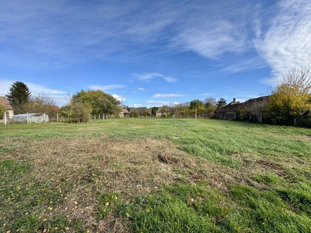 Eladó telek, Zalacsányon 8 M Ft / költözzbe.hu