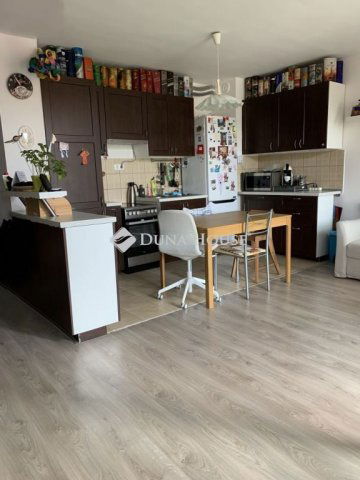 Eladó téglalakás, Budapesten, X. kerületben, Liget utcában