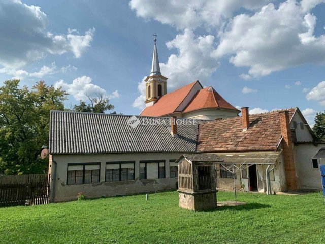Eladó családi ház, Gödrén 35.9 M Ft, 4 szobás