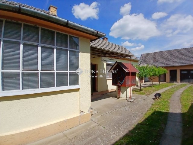 Eladó családi ház, Fityeházon 19.9 M Ft, 4 szobás