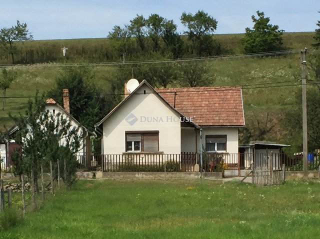 Eladó családi ház, Felsőpetényben 39.9 M Ft, 4 szobás