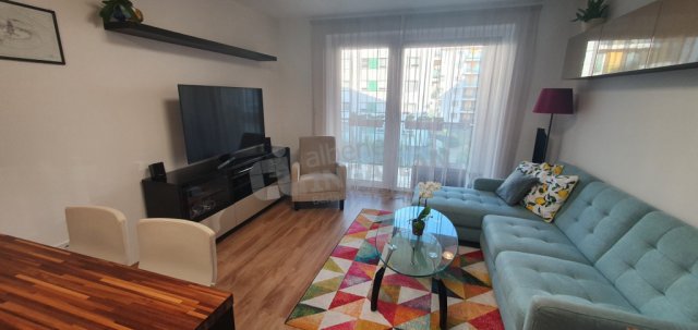 Kiadó téglalakás, albérlet, IX. kerületben, Márton utcában