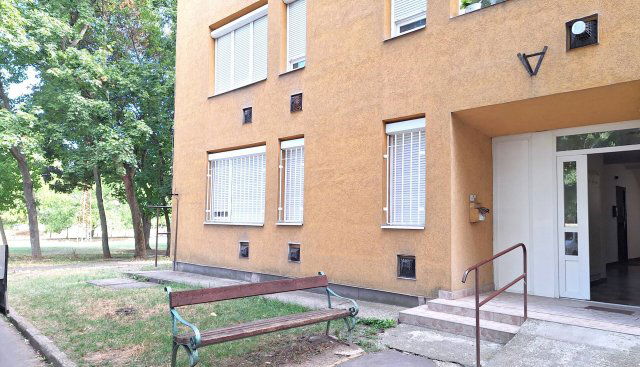 Eladó téglalakás, Miskolcon 23.9 M Ft, 1+1 szobás