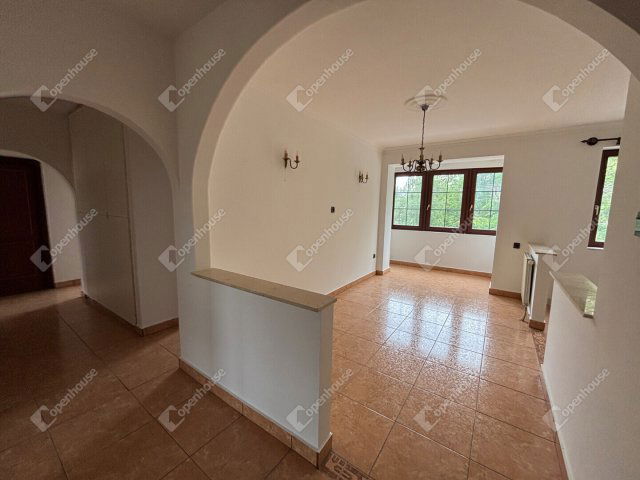 Kiadó téglalakás, albérlet, Győrött 290 E Ft / hó, 5 szobás