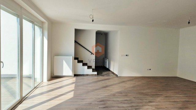 Eladó ikerház, Pellérden 149.9 M Ft, 5 szobás