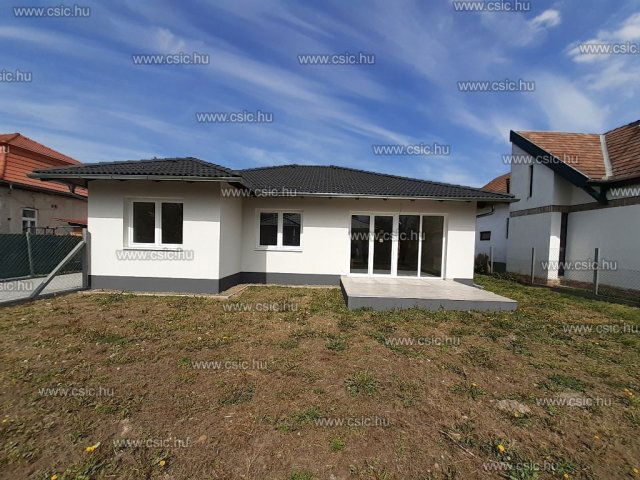 Eladó családi ház, Fóton 120 M Ft, 4 szobás