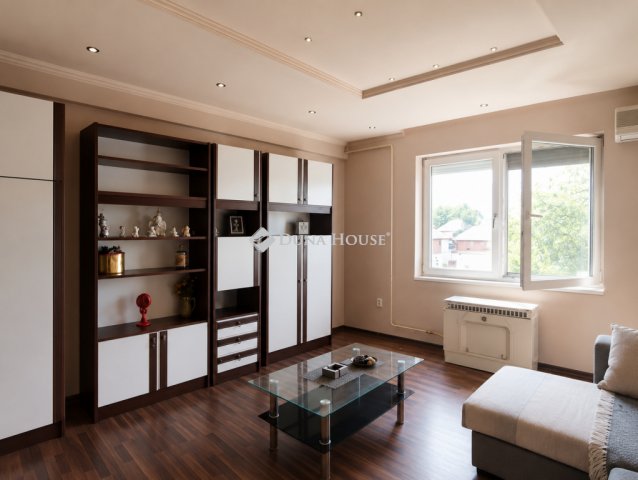 Eladó téglalakás, Kecskeméten 25.99 M Ft, 1 szobás