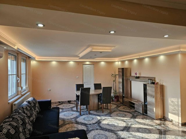 Eladó családi ház, Monoron 57.59 M Ft, 5 szobás