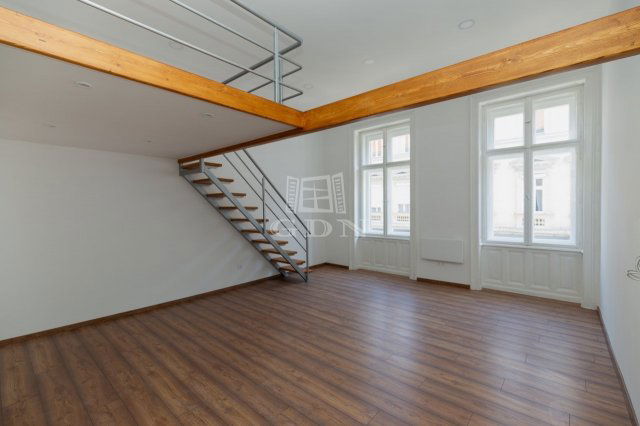 Eladó téglalakás, Budapesten, VI. kerületben 154.9 M Ft