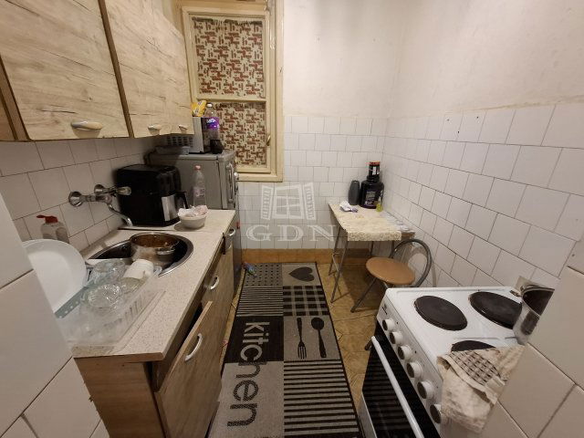 Eladó téglalakás, Budapesten, VIII. kerületben, Baross utcában