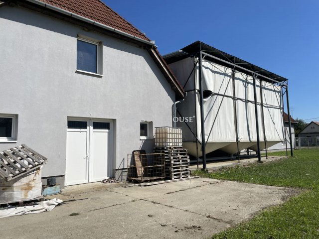 Eladó ipari ingatlan, Vasváron, Győrvári utcában 130 M Ft