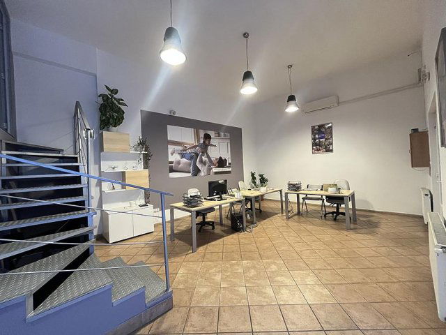 Eladó üzlethelyiség, Budapesten, III. kerületben 72.9 M Ft