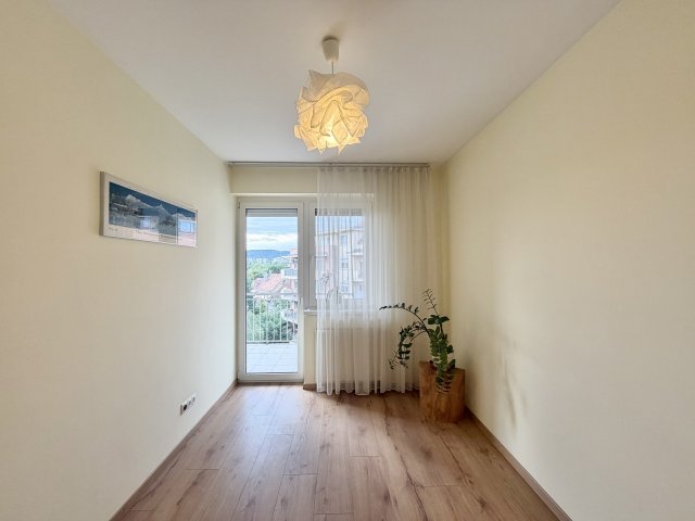 Kiadó téglalakás, albérlet, XI. kerületben, Csurgói úton