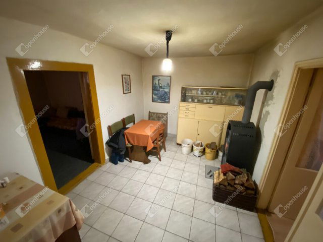 Eladó családi ház, Seregélyesen 32 M Ft, 3 szobás