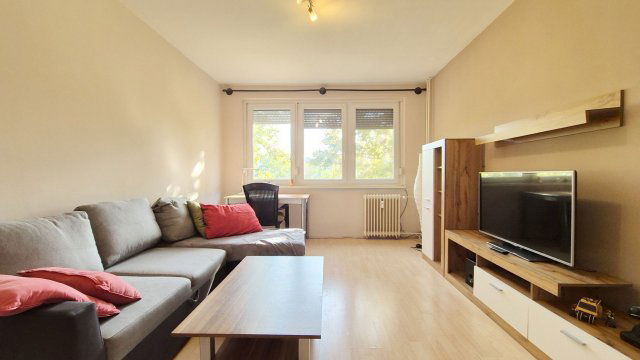Kiadó téglalakás, albérlet, Debrecenben 295 E Ft / hó, 3 szobás