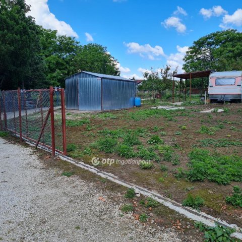Eladó telek, Ábrahámhegyen 42.5 M Ft / költözzbe.hu