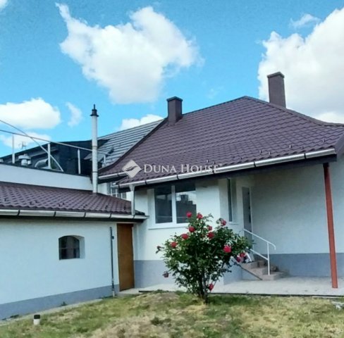 Kiadó családi ház, albérlet, Gyöngyösön 300 E Ft / hó