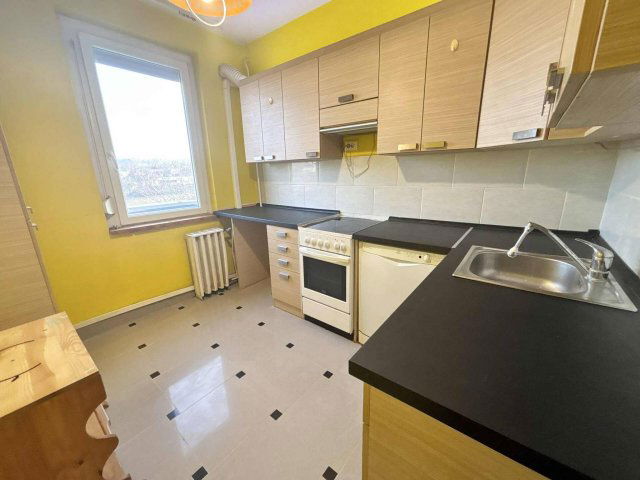 Eladó téglalakás, Pécsett 42.9 M Ft, 2+1 szobás