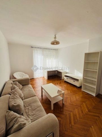 Eladó téglalakás, Pécsett 59.9 M Ft, 2 szobás