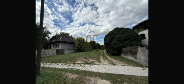 Eladó telek, Mendén, Ország úton 33.9 M Ft